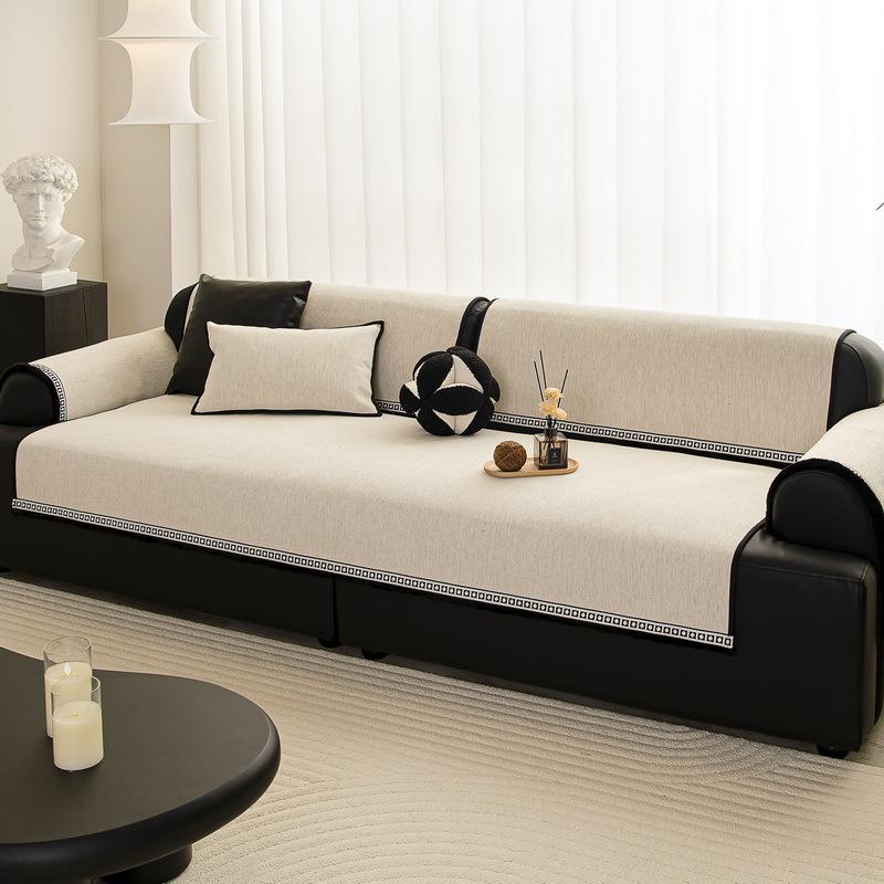 

Simple Solid Color Sofa Cushion New Four-Season Universal Straight Row Cloth Towel High-End Non-Slip Leather Sofa Seat Cushion 70*70cm