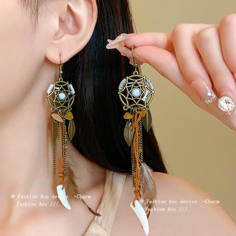 Bohemian Vintage Round Flower Conch Ear Hook Ethnic Style Tassel Earrings Personality Fashion Earrings Women