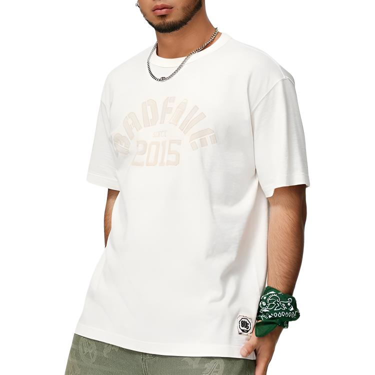 Li Ning Badfive Basketball Series Letter Number Crew Neck Comfortable Pullover Loose Short Sleeve T-Shirt Men Tops Off-White AHSU147-1