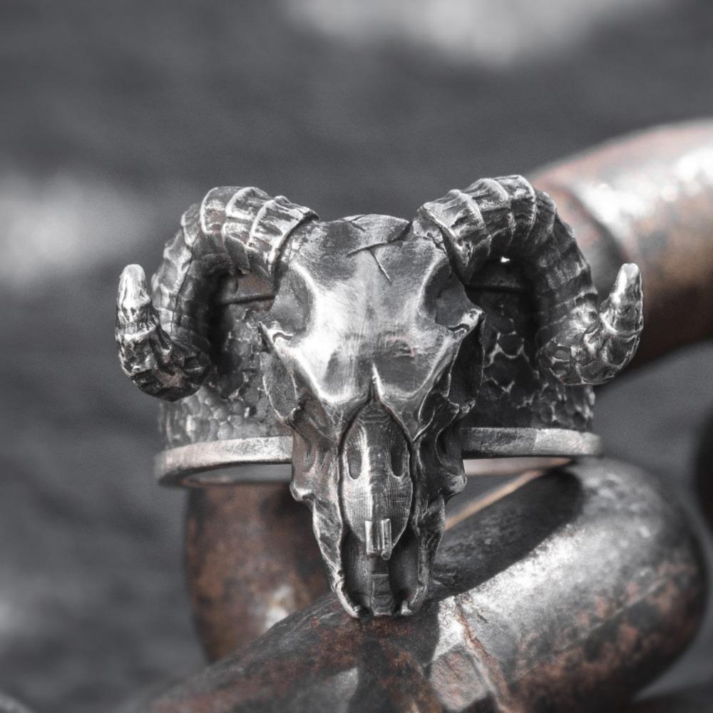 

Retro Punk Stereo Barbaric Bull Horn Animal Skull Adjustable Opening Rings for Women Men Hip-hop Personality Jewelry Accessories