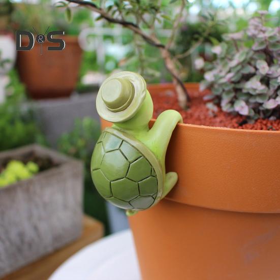 Resin Turtle Figurine Planter Hugger Plant Pot Hanger Hanging Turtle Statue Mini Turtle Sculpture for Flower Pots Edge Decor