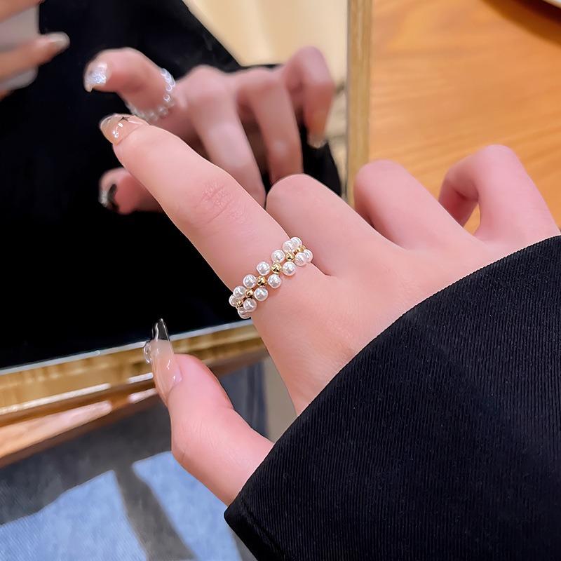 Open-ring Women's High-end Luxury Finger Ring with Unique Design for Small-scale Hand Accessories.