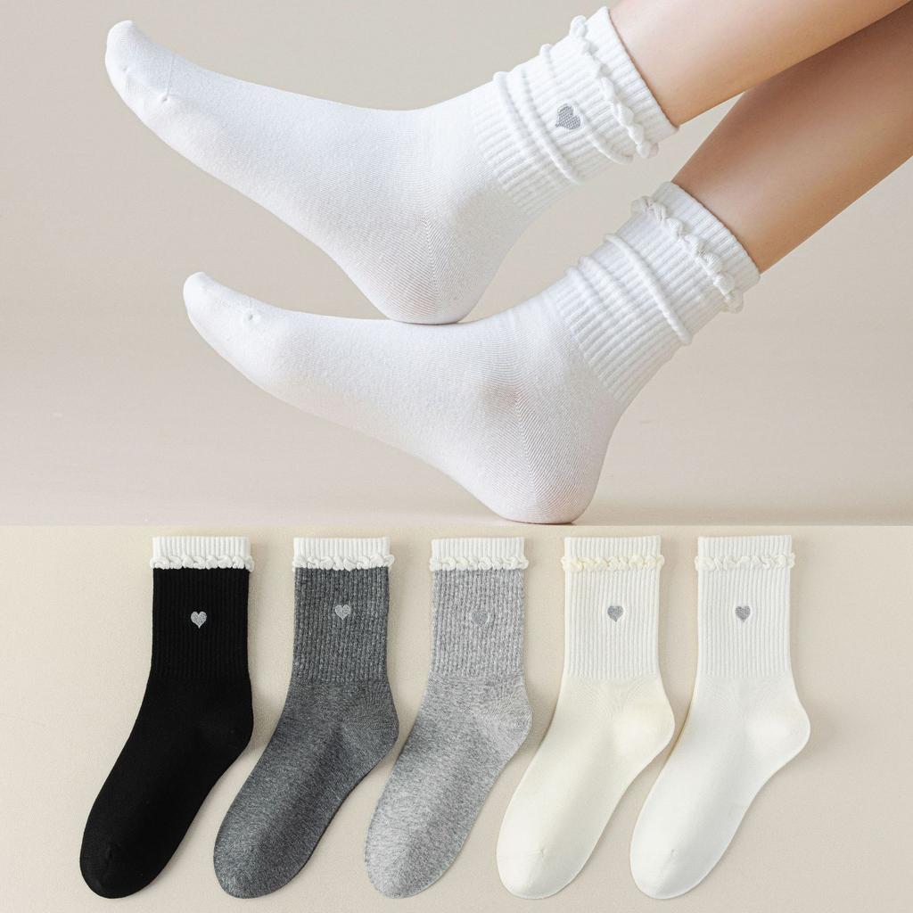 Female Autumn New Love Embroidered Lace Boneless Cotton Medium Tube Pile Socks