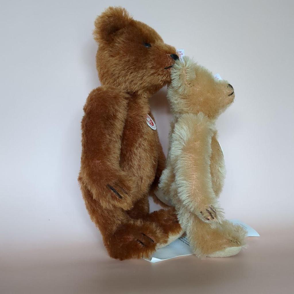 [USED] Steiff William & Henry Brothers Teddy Bear In a Tin