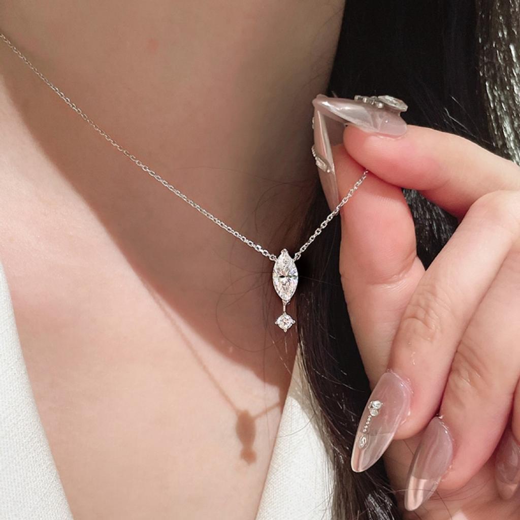 New  Sparkling Zircon Pendant Necklace for Women's - High-quality Gold/silver Collarbone Chain Anniversary Gift
