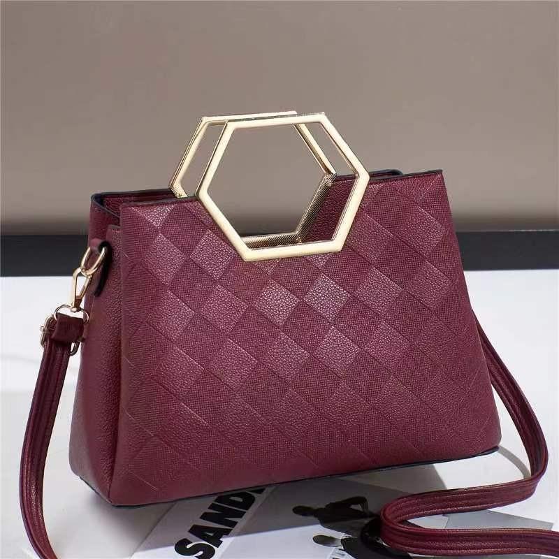 

Stylish Quilted Pu Shoulder Bag For Moms In Versatile Colors Perfect For Daily Use Red