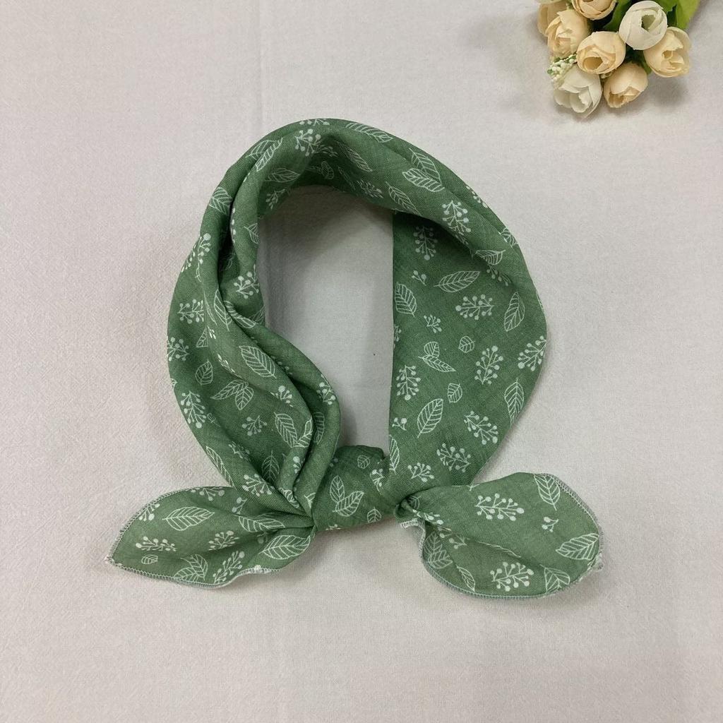 In spring and summer, the new cotton small square scarf for cats is opened for women's travel and vacation decoration, headscarf, sunscreen and neck s