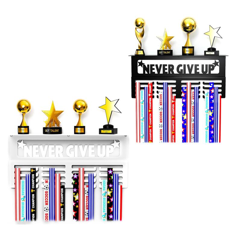 

Вешалка для медалей с полкой, Никогда не сдавайся, стойка для медалей, для стен, вмещает более 64 спортивных медалей