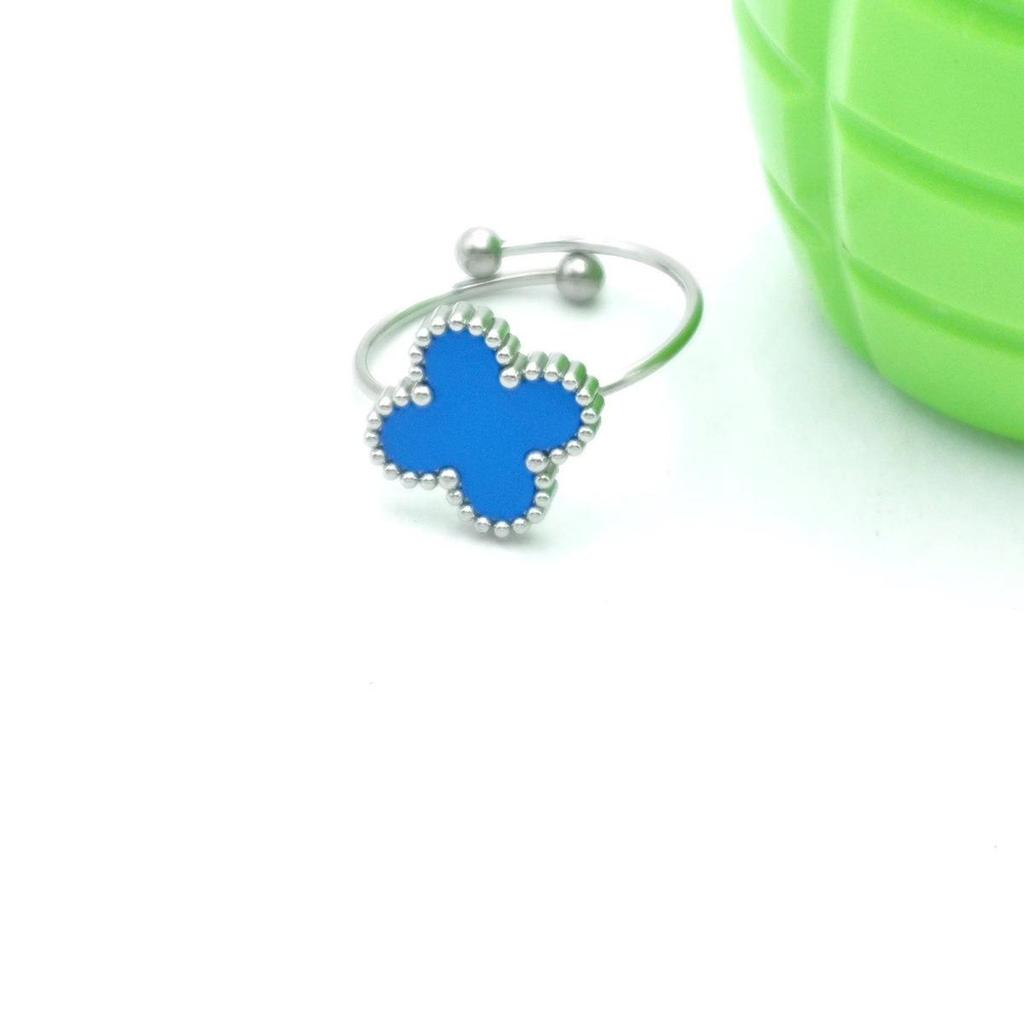Anillo Trébol de Cuatro Hojas de la Suerte Modelos para Hombre y Mujer Abierto y Ajustable Anillo de Moda Cien Combinaciones Sensación de Clase Alta Joyería de Mano