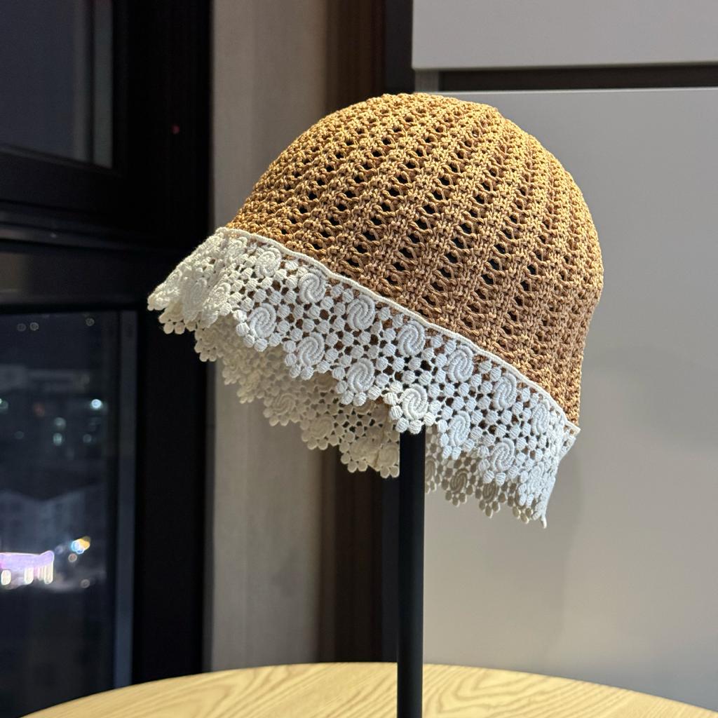 2026New Lace Beret for Women, French Retro Versatile Artist Hat, Large Head Circumference, Makes the Face Look Smaller, Elegant Knitted Hat