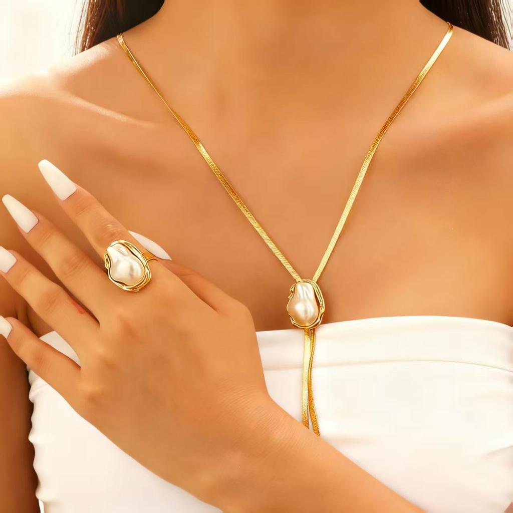 Baroque Pearl Choker - European & American Style with Irregular Design, Simple Metal Open Necklace