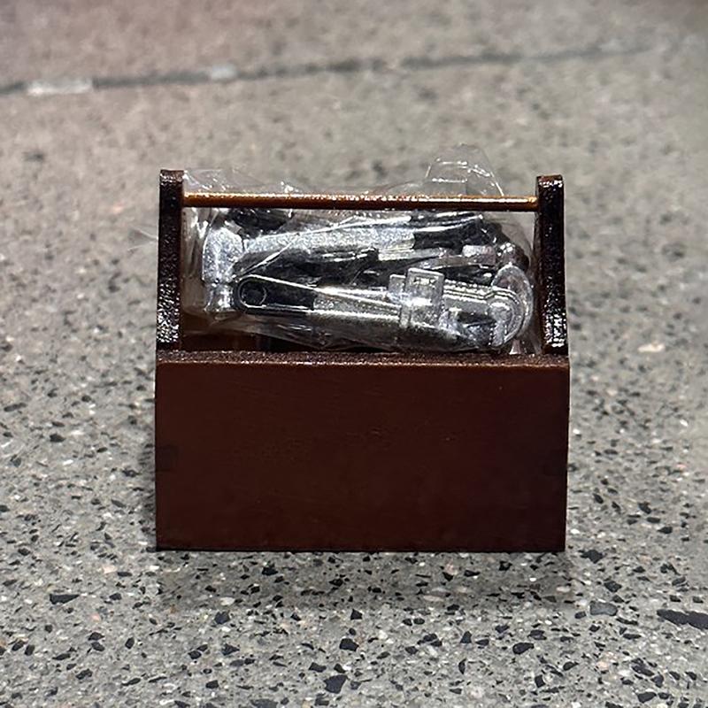 1 set de obiecte de decorare pentru fotografie 1: 12 Miniatură din lemn multifuncțională din metal, cutie de instrumente pentru casă de păpuși, mini trusă de instrumente ornament