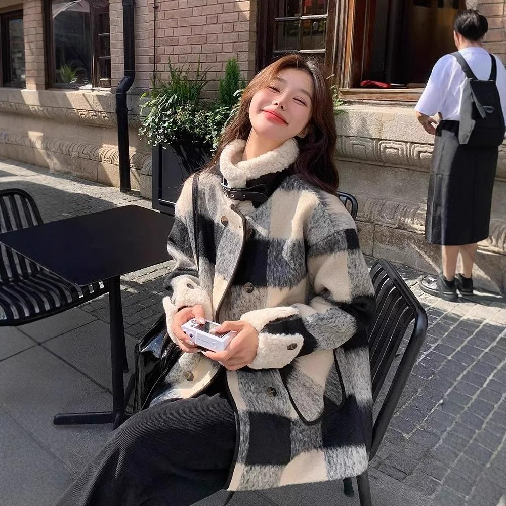 Black and White Plaid Woolen Women's Jacket Winter Quilted Liner Thickened Woolen Coat Small Mid-length