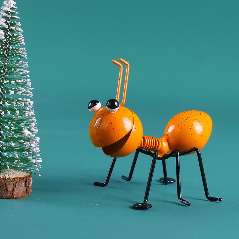 Iron Ant Garden Decoration, Outdoor Lawn Decoration Ornament, Ant Art Sculpture Decoration, Wall Hanging Decoration