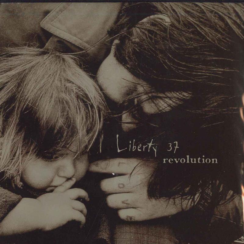 

7inch Record LIBERTY 37 - Revolution BBQ332 Beggars Banquet 1999 UK Rock Used