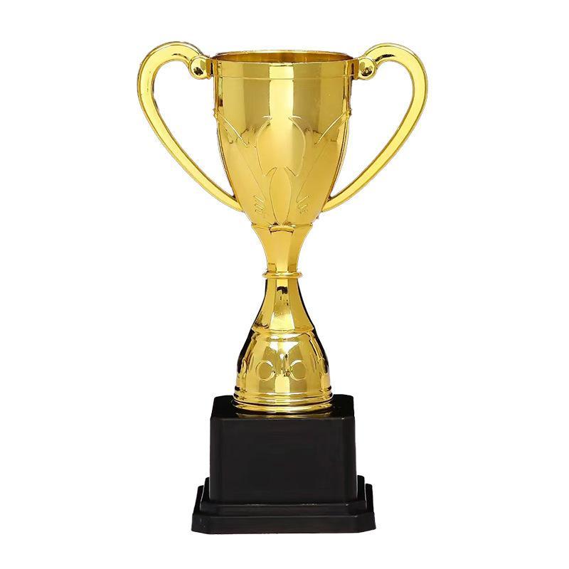 2Pcs Plastic Mini Award Trophy Toys Cute Kids Prizes for Kindergarten Parties Family Parent-child Activity Rewards