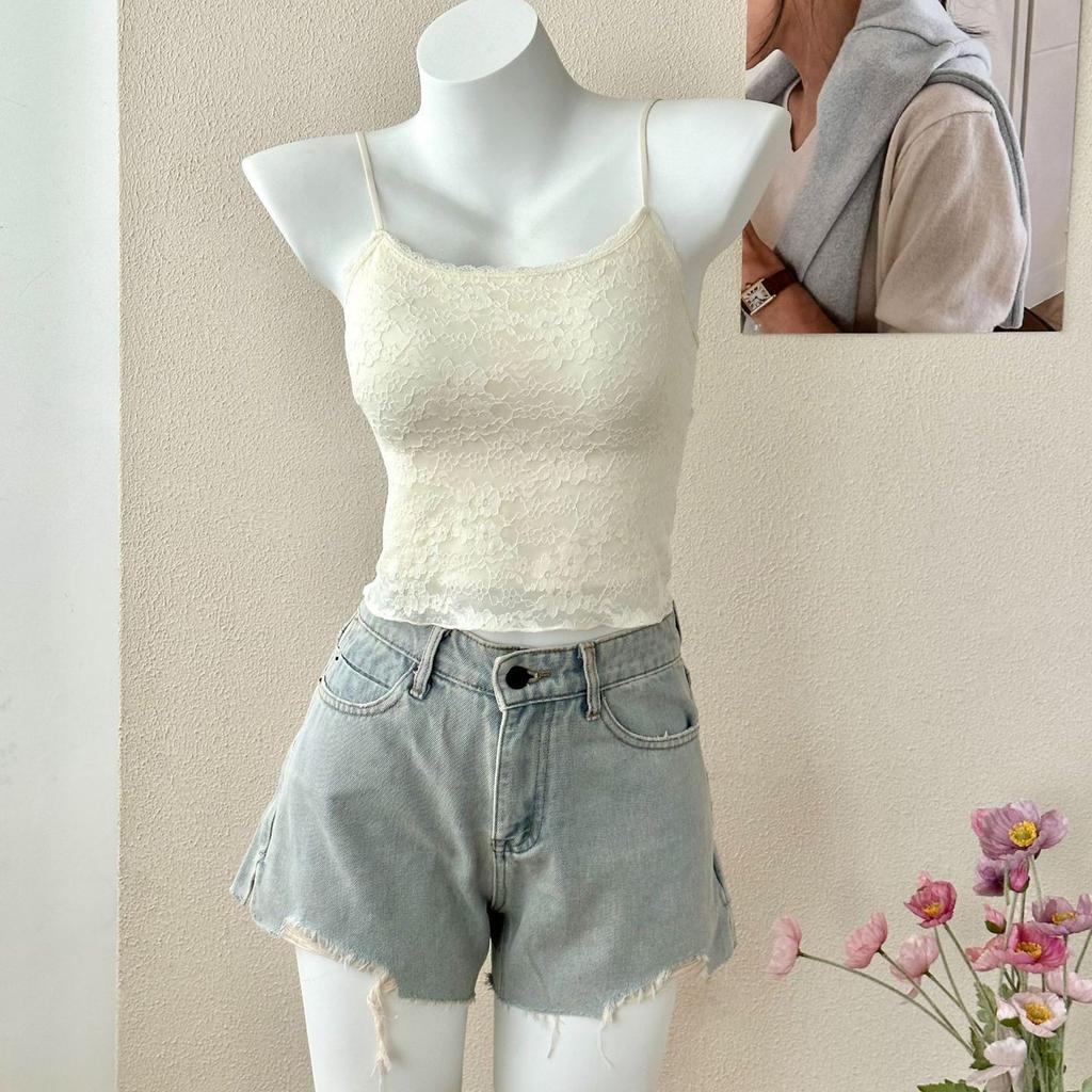 Women Lace Spaghetti Strap Camisole Top Generic Slim Fit Sleeveless Lace Cami Tank Top for Daily Wear, Milk White, Black, White Model LC‑0824