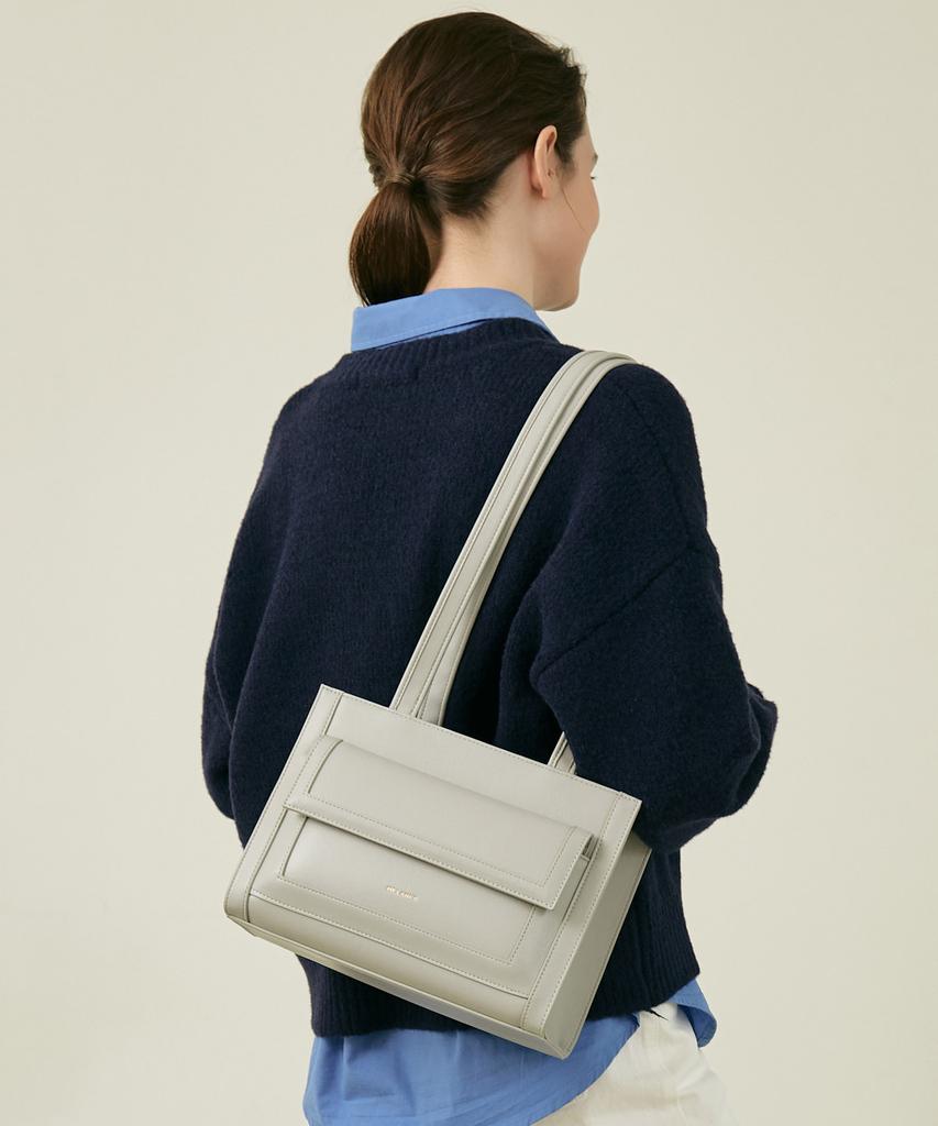 Mclanee 571 Barco Shoulder Bag