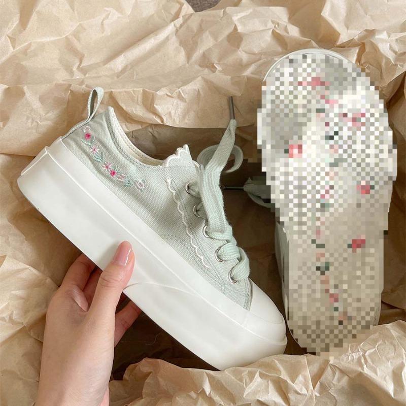 Summer thin breathable thick-soled canvas shoes women's 2 new embroidered versatile white shoes casual shoes