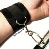 Zestaw do bondage BDSM: Zestaw rozporowych kajdanek, kajdanek na kostki i pasów fetyszowych - idealny dla seksownych i wyuzdanych par!