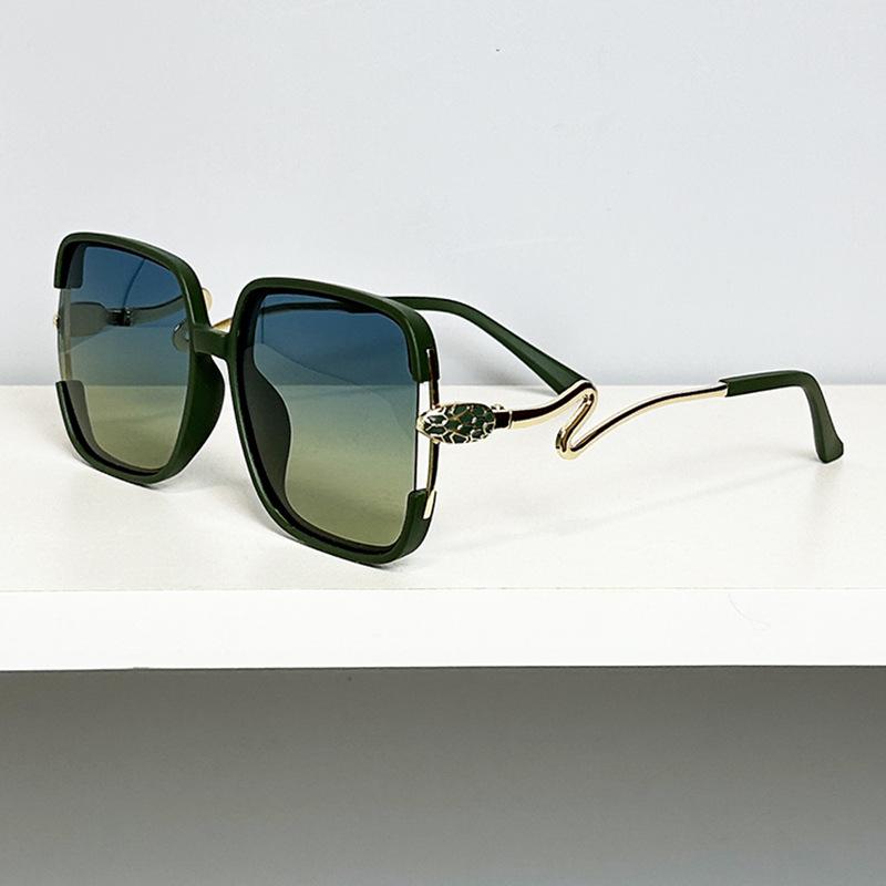 

Солнцезащитные очки Белая Змея Повседневные Особенности Загадочная Кобра Солнцезащитные очки с Большой Оправой Ретро Тянущий Ветер Женские Стильные Очки бирюзовый