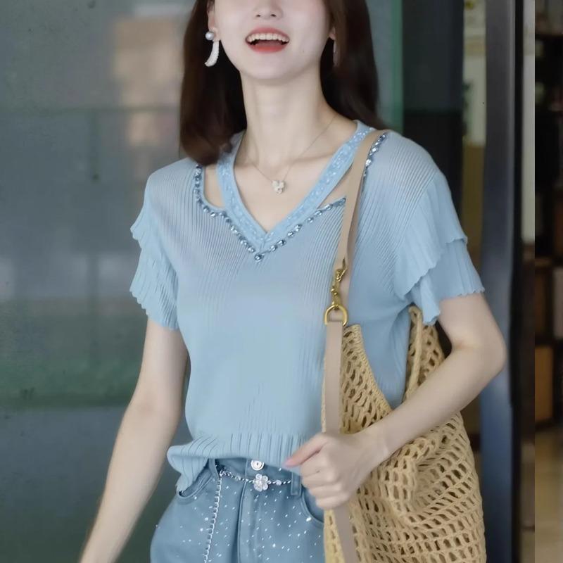 Women s Light Blue Ribbed Knit Cutout V Neck Ruffle Short Sleeve Top M синий