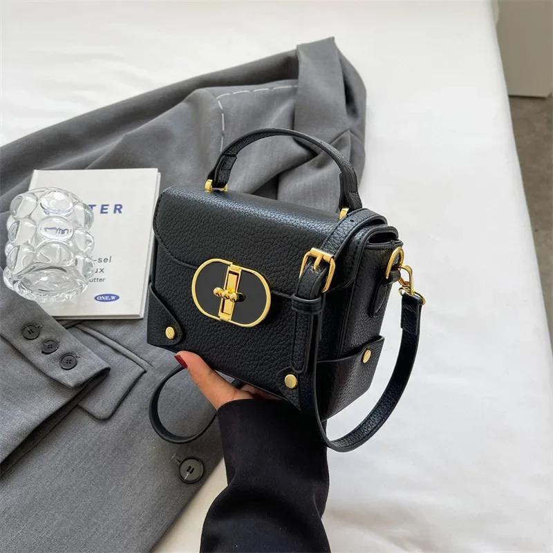 Portable Small Square Bags for Women Casual Flap Bags Travel Bags Lightweight Bags Women's Shoulder Crossbody Bag