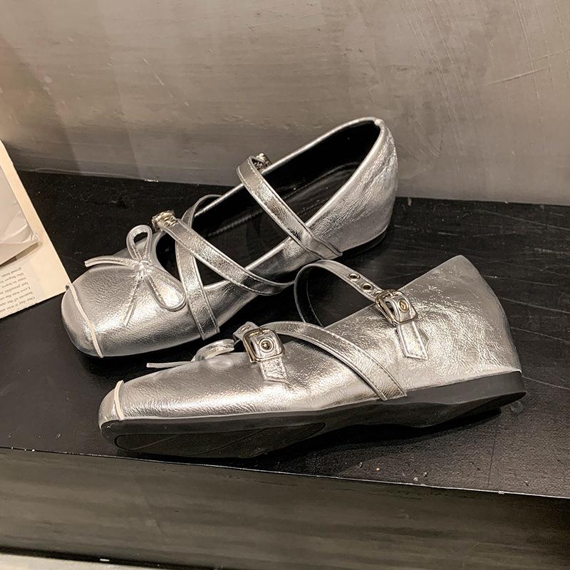 

French Mary Jane single shoes women s 2025 summer new casual bow buckle inner height increase ballet small leather shoes 40 серебряный