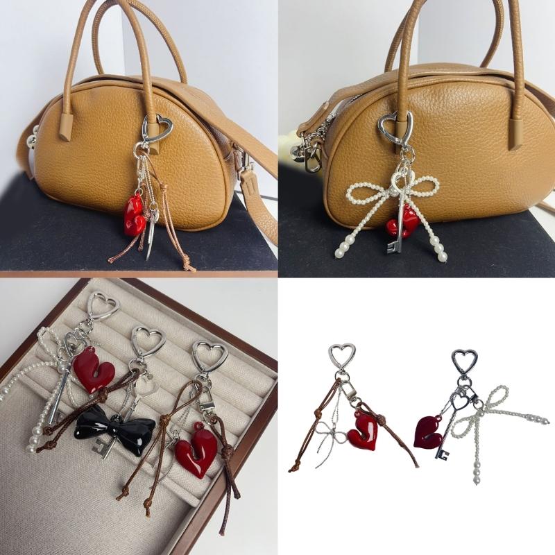 Fashionable Heart Accessory Keychain Stylish Bag Hanging Ornament Alloy Texture Suitable for Bags and Phones Decorating