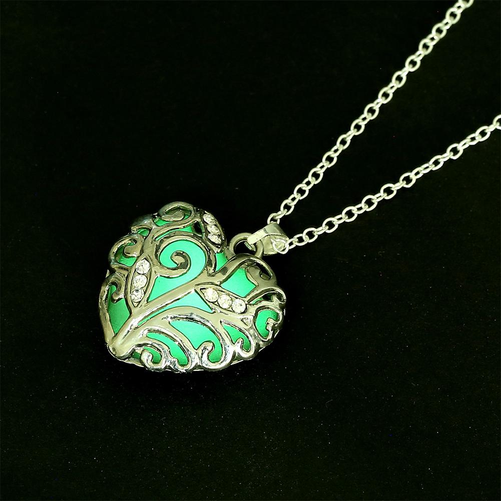 Night glow heart pendant love heart openwork luminous necklace sweater chain