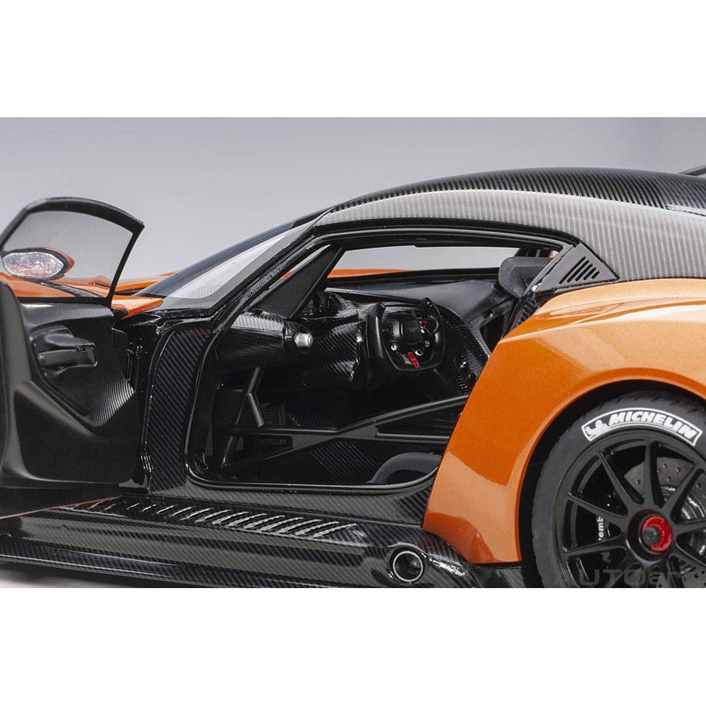 AUTOart Aston Martin Vulcan 1/18 Model Metallic Orange Finished