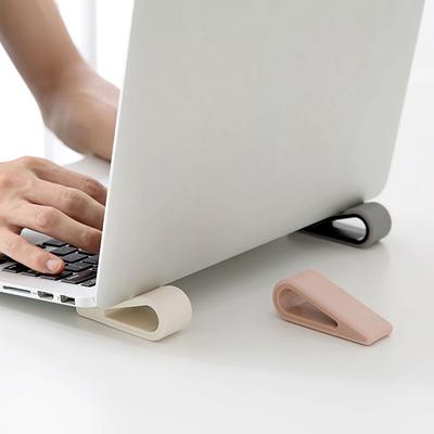 Universal Portable Mini Laptop Keyboard Stand  Simple Notebook Stand Creative Desktop Computer Adjustable Bracket