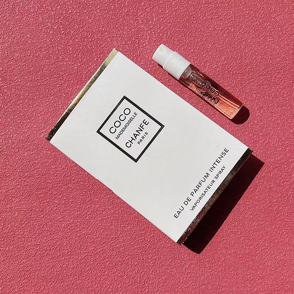 Chanel Coco Mademoiselle Intense Eau de Parfum 1,5ml Vzorek Sprejová Lahvička Cestovní Velikost