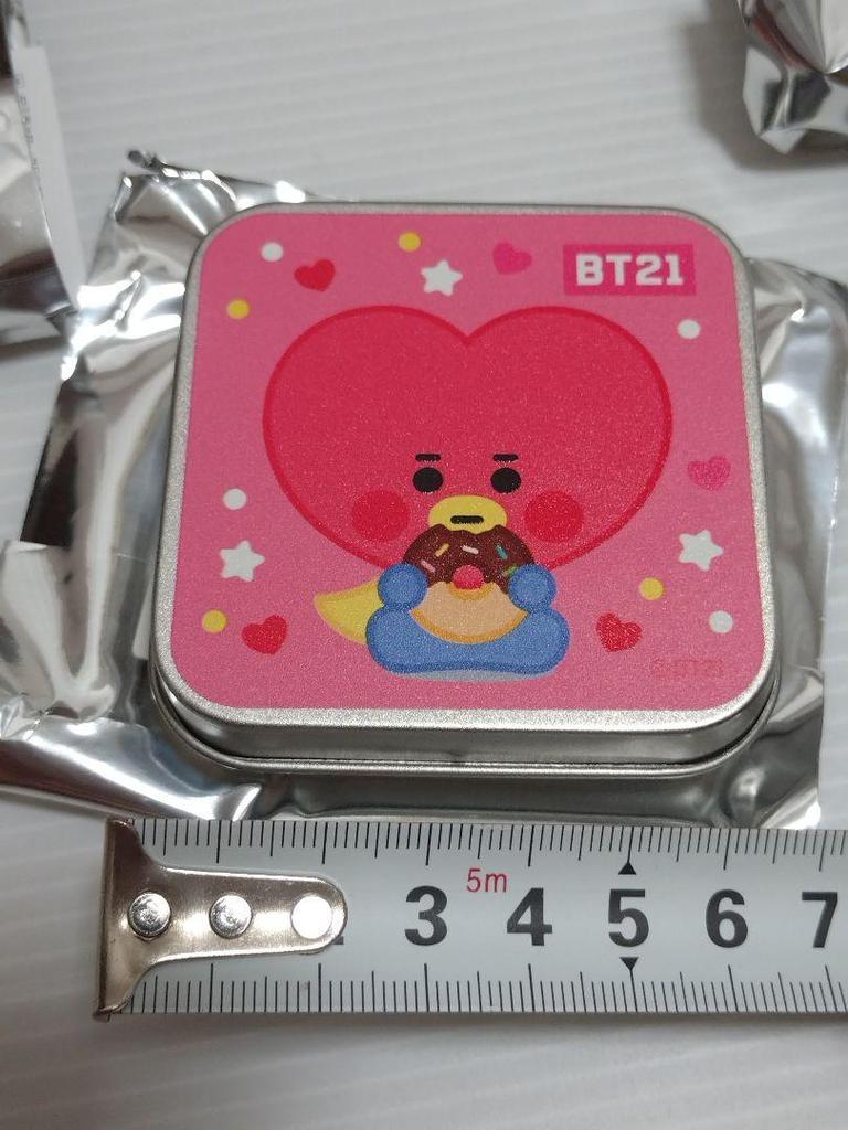 [USED] BTS BT21 Acrylic Keychains In Tin Cases (7 Types)