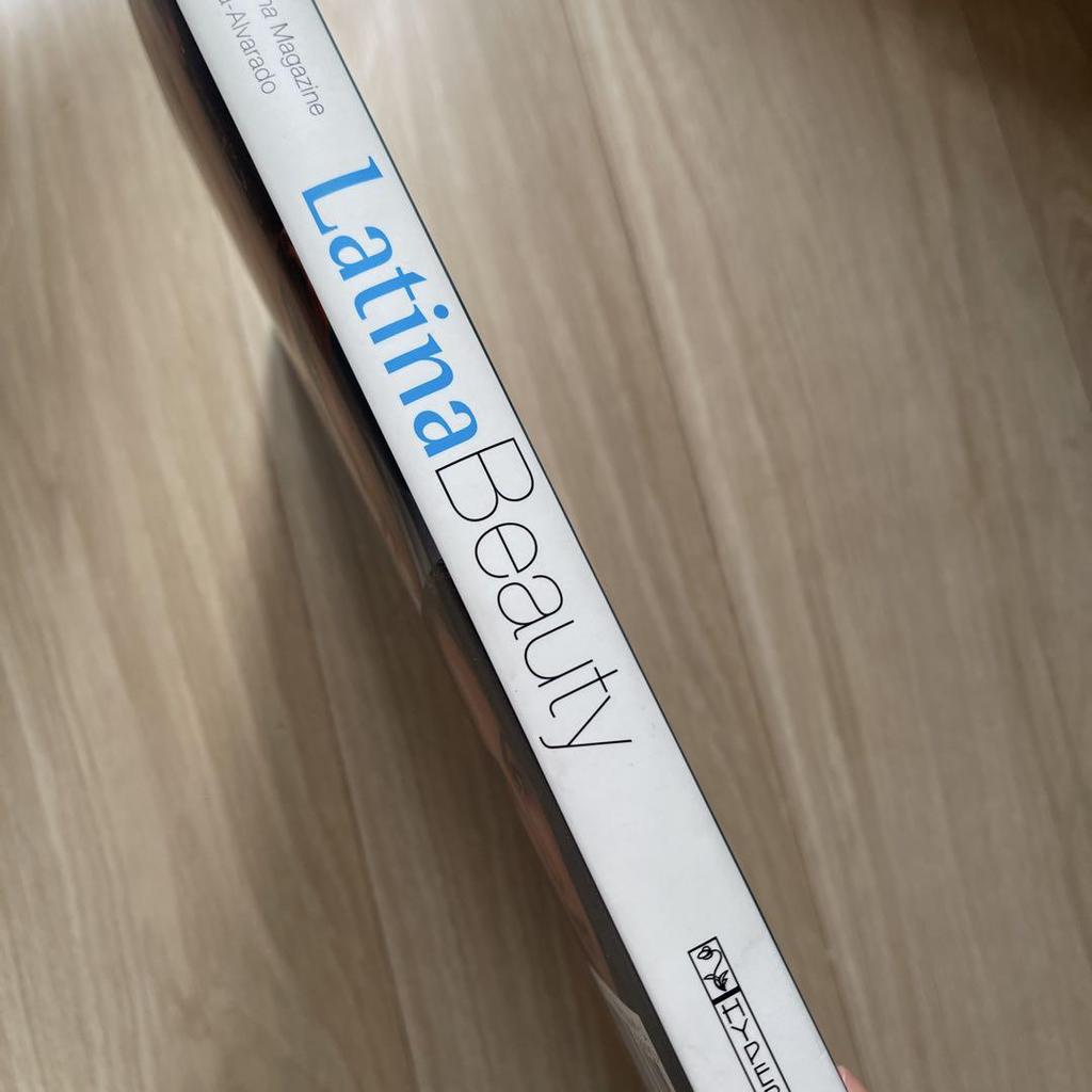 [USED] Latina Beauty Books