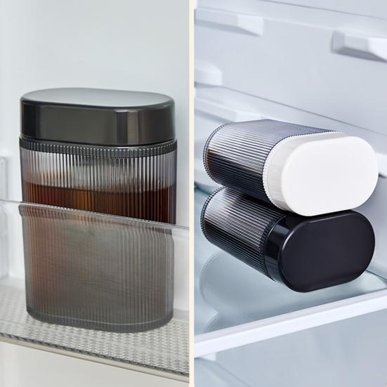 Featuring A Stylish Vertical Pattern and Built-in Measuring Scales This Clear Coffee Cup Helps