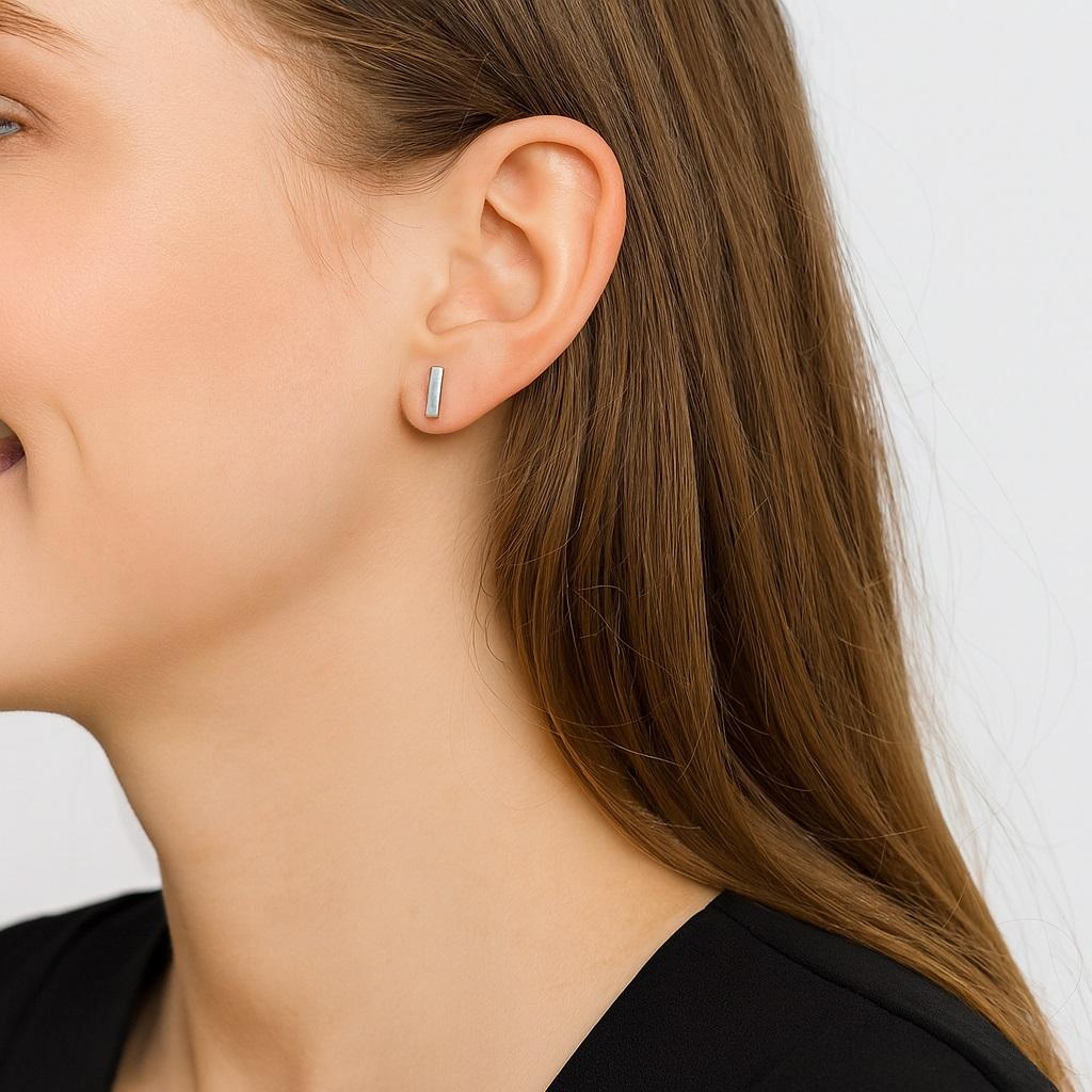 925 Sterling Silver Bar Stud Earring