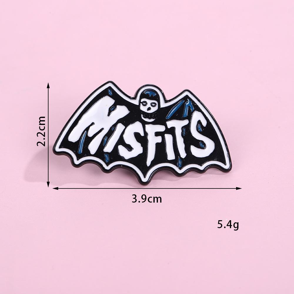 Geometric Letter Series Alloy Brooch Premium Light Luxury Niche Metal Badge Pin Jewelry
