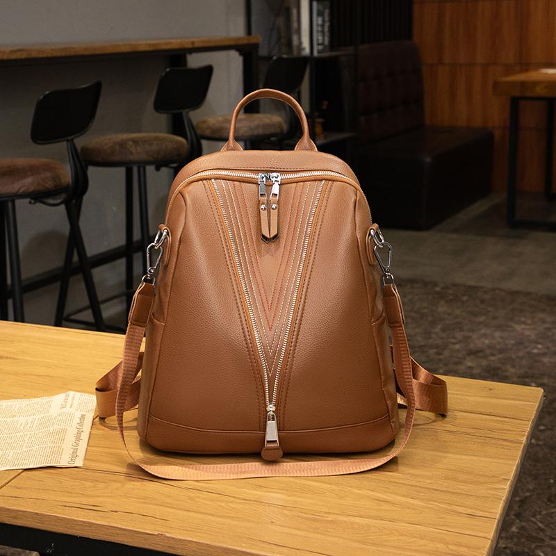 Soft Leather Backpack Women's Commuter Backpack Large Capacity Student Schoolbag