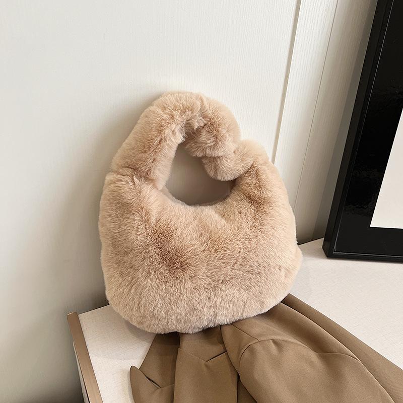 Autumn and Winter Fashion Handbag Small Bag Women's 2025 New Plush Bag Niche High-end Fluff Bucket Bag