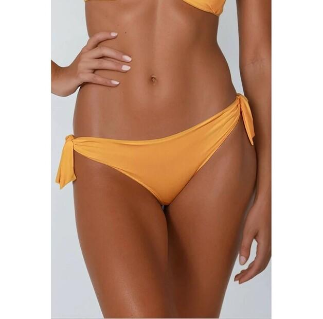 Flavia Valentini Bikini 227