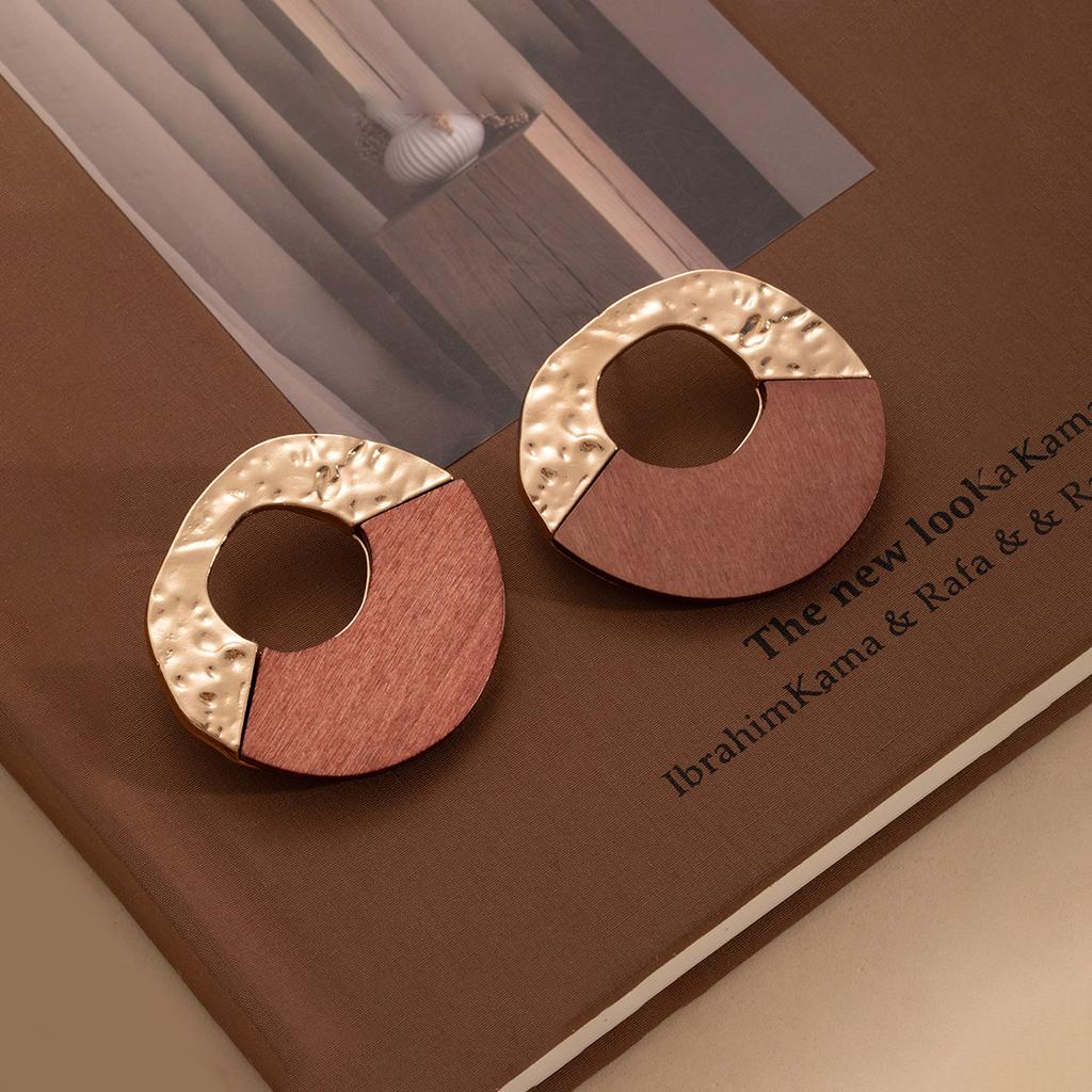 Creative Design Sense Retro Alloy Geometric Splicing Irregular Round Stud Earrings Fashionable Simple Atmospheric Earrings