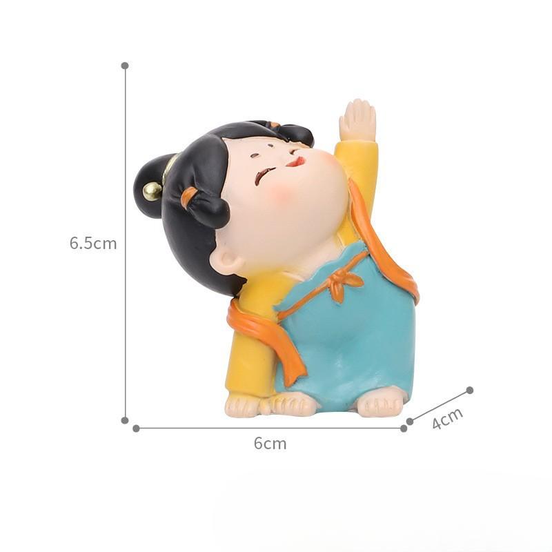 4pcs Creative Office Desktop Cute Palace Maid Decoration Ornaments Palace Grid Car Supplies Cartoon Dolls Decompression Ornament