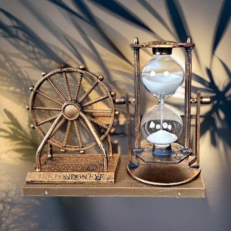 Retro Crystal Ball Hourglass Timer Ornament for Home and Wine Cabinet Décor