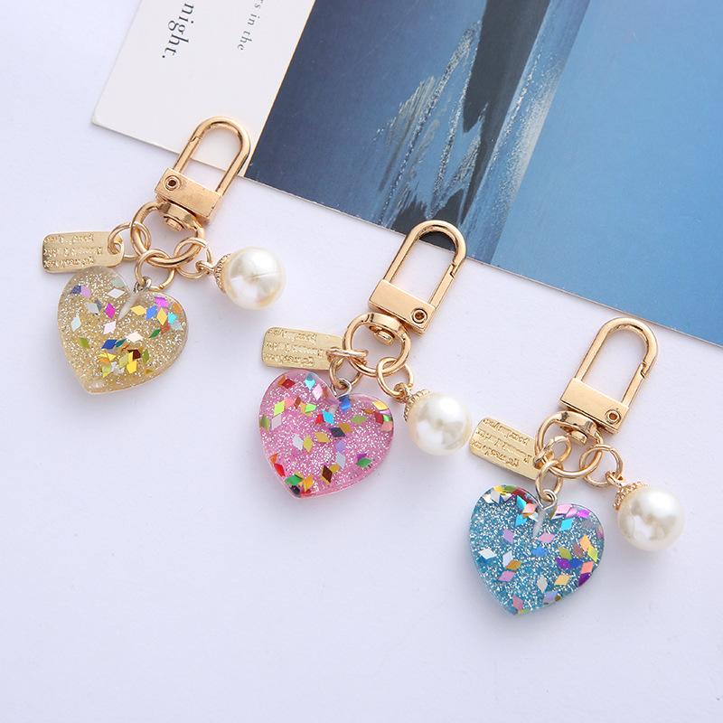 2pcs Bling Acrylic Heart Keychain Colorful Sequin Sweet Imitation Pearl Keyring for Women Girls Bag Decoration