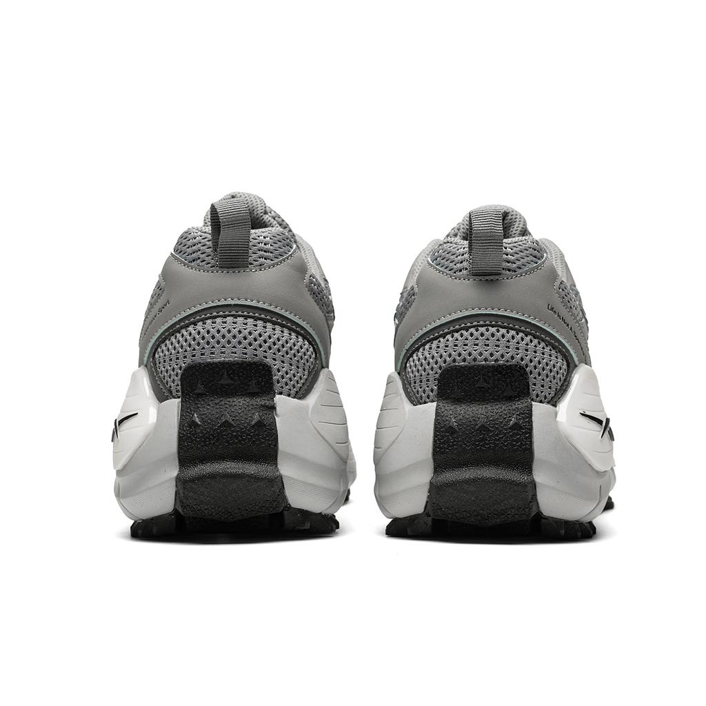 Reebok Cushioning Slip Resistant Abrasion Resistant Low top Chunky Sneakers Men's 26126M1108WS03