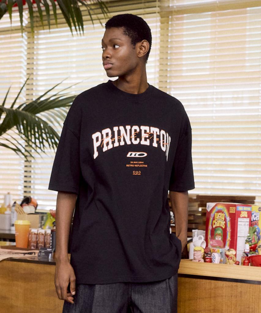 DTHIRTYONE Princeton Overlay Print T-Shirt (Black)
