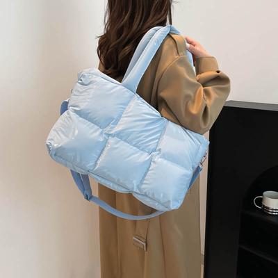 Large-capacity Bag Women's 2025 New Winter Versatile Simple Shoulder Bag Texture Portable Class Commuter Tote Bag