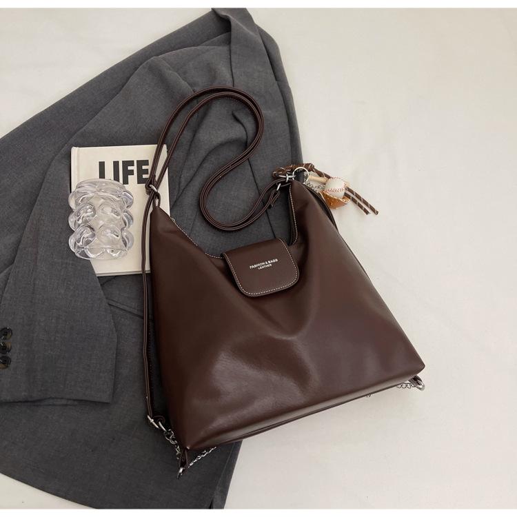 

2025 тренд высокого чувства ретро большая вместимость сумка-тоут универсальная модная сумка-мессенджер рюкзак