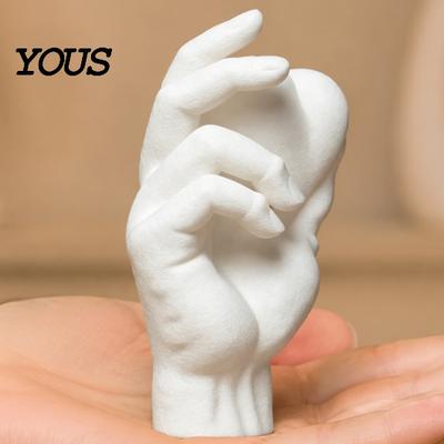 Modern Desktop Ornaments Hand Holding Heart 3D Printed Figurine, Minimalist Sculptural Desk Decor, Romantic PLA Sculpture for Gifts Home Accent Shelf